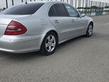Mercedes E 270-6