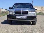 Mercedes 190-1