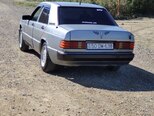 Mercedes 190-2