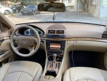 Mercedes E 350-11