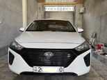 Hyundai IONIQ-1