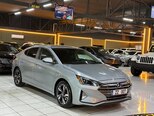 Hyundai Elantra-3