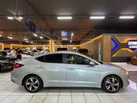 Hyundai Elantra-11