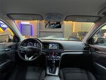 Hyundai Elantra-19