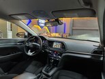 Hyundai Elantra-22