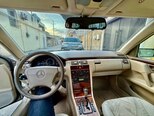 Mercedes E 240-16