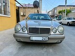 Mercedes E 240-1