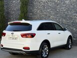 Kia Sorento-5