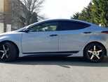 Hyundai Elantra-4