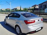 Kia Rio-10