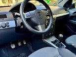 Opel Astra-11
