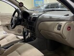 Nissan Sunny-17