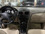 Nissan Sunny-13