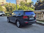 Kia Sorento-4
