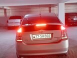Toyota Prius-12