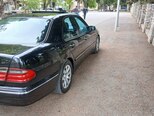 Mercedes E 240-16