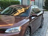 Volkswagen Jetta-6