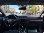 Volkswagen Jetta-8