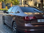 Volkswagen Jetta-7