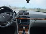 Mercedes E 240-11