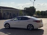 Hyundai Avante-3