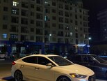 Hyundai Elantra-5