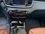 Kia Sorento-9