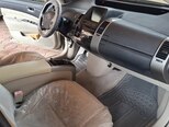 Toyota Prius-5