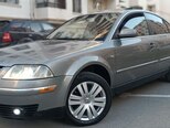 Volkswagen Passat-2