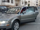 Volkswagen Passat-5
