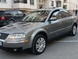 Volkswagen Passat-12