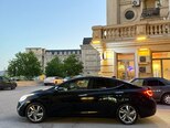 Hyundai Elantra-8