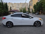 Kia Forte-11