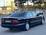 Mercedes E 240-7