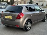 Kia Ceed-11