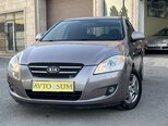 Kia Ceed-5