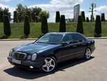 Mercedes E 220-1
