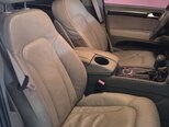 Audi Q7-7