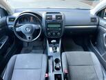 Volkswagen Jetta-10