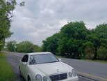 Mercedes E 220-1