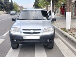 Chevrolet Niva-1