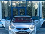 Hyundai Elantra-3