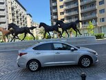 Hyundai Accent-5