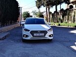 Hyundai Accent-15