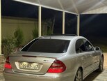 Mercedes E 240-2