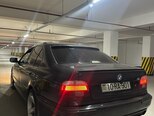 BMW 528-8