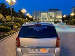 Opel Zafira-2