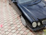 Mercedes E 270-6