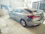 Hyundai Elantra-3