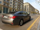 Hyundai Sonata-4
